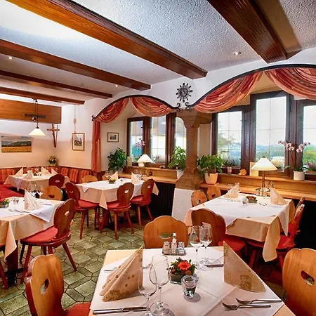 Гостевой дом & Hirschen-stetten 3*